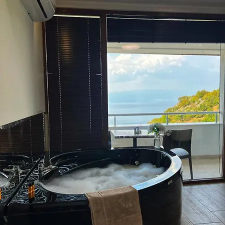 Bravo Apartment *